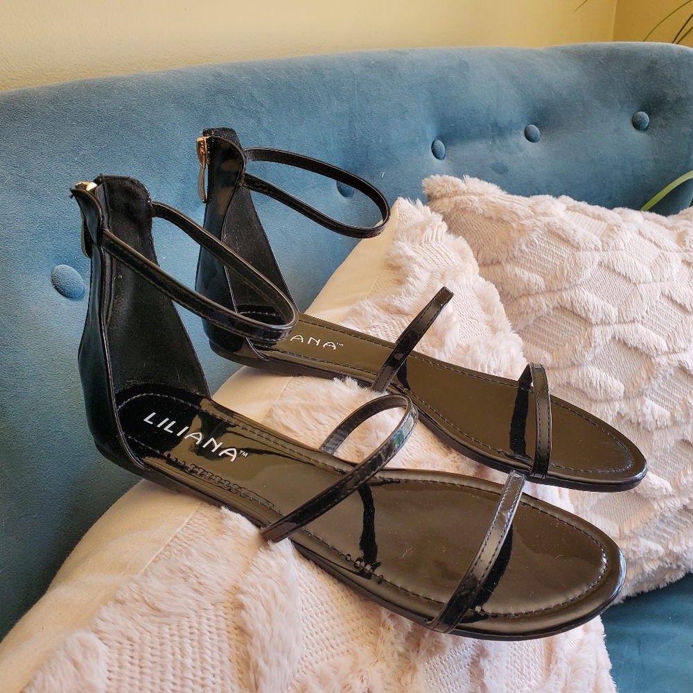 (Liliana) Black Patent Gladiator Sandals Sz. 9
